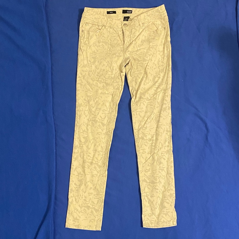 Ana skinny jeans with fun print